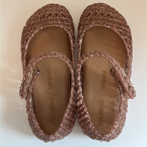 Mini Melissa - Picture 5 of 9